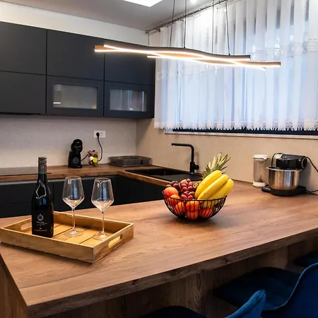 Apartment Agata *